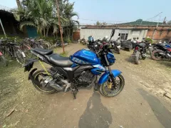 Suzuki Gixxer Dual Disc Dual Tone